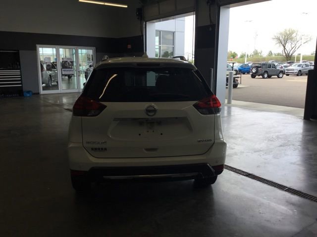 Used 2020 Nissan Rogue SV w/ Premium Package AWD/4WD image 7