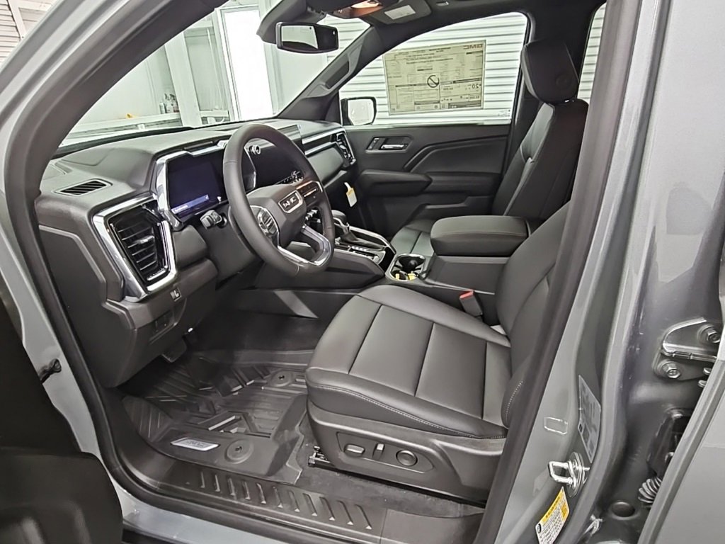 New 2026 GMC Canyon Elevation w/ Convenience Package image 10