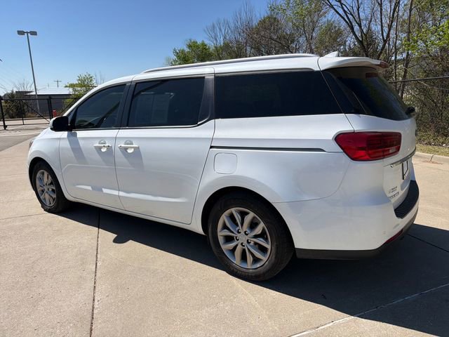 Used 2020 Kia Sedona EX image 3