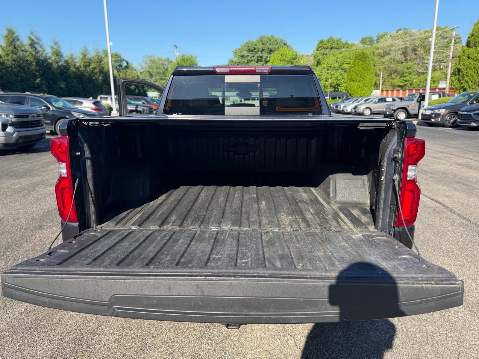 Used 2023 Chevrolet Silverado 1500 RST w/ Convenience Package II AWD/4WD image 28