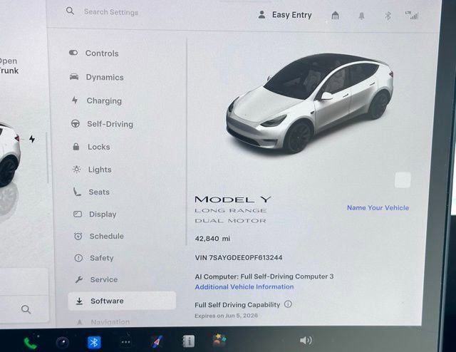 Used 2023 Tesla Model Y Long Range AWD/4WD image 15