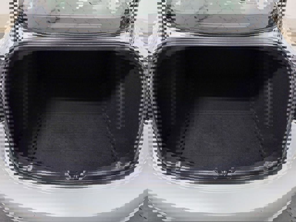 Used 2021 Tesla Model 3 Long Range image 17