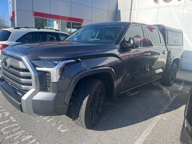 Used 2023 Toyota Tundra Limited image 1