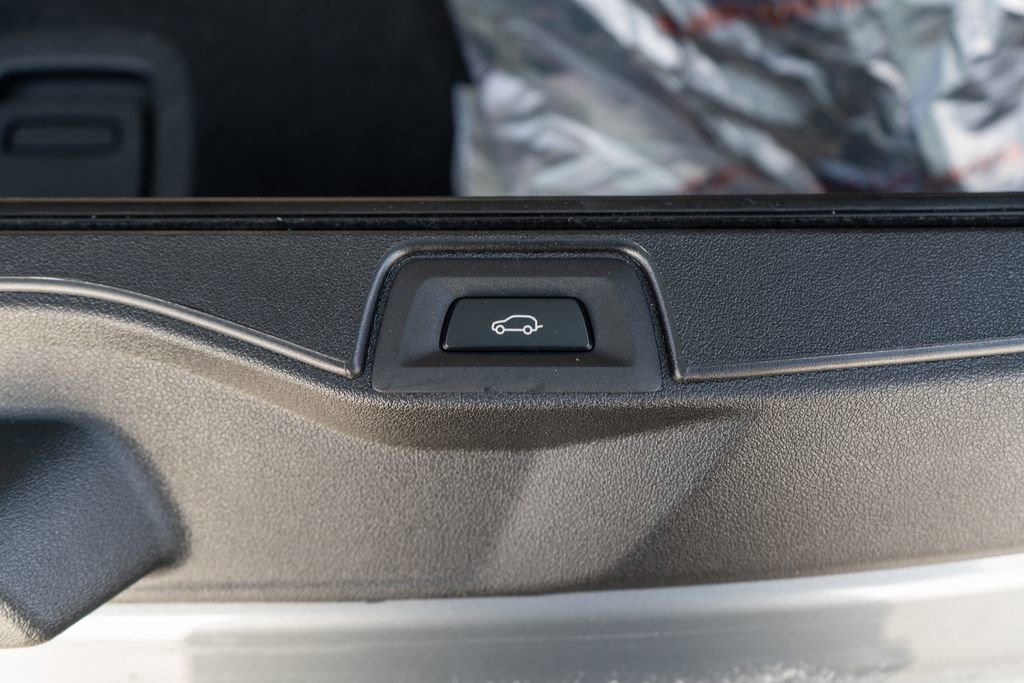 Used 2026 BMW X5 xDrive40i image 13