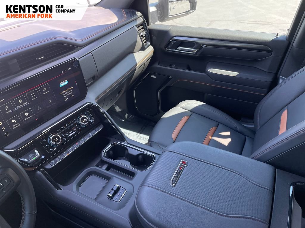 Used 2025 GMC Sierra 2500 AT4 w/ Technology Package AWD/4WD image 26