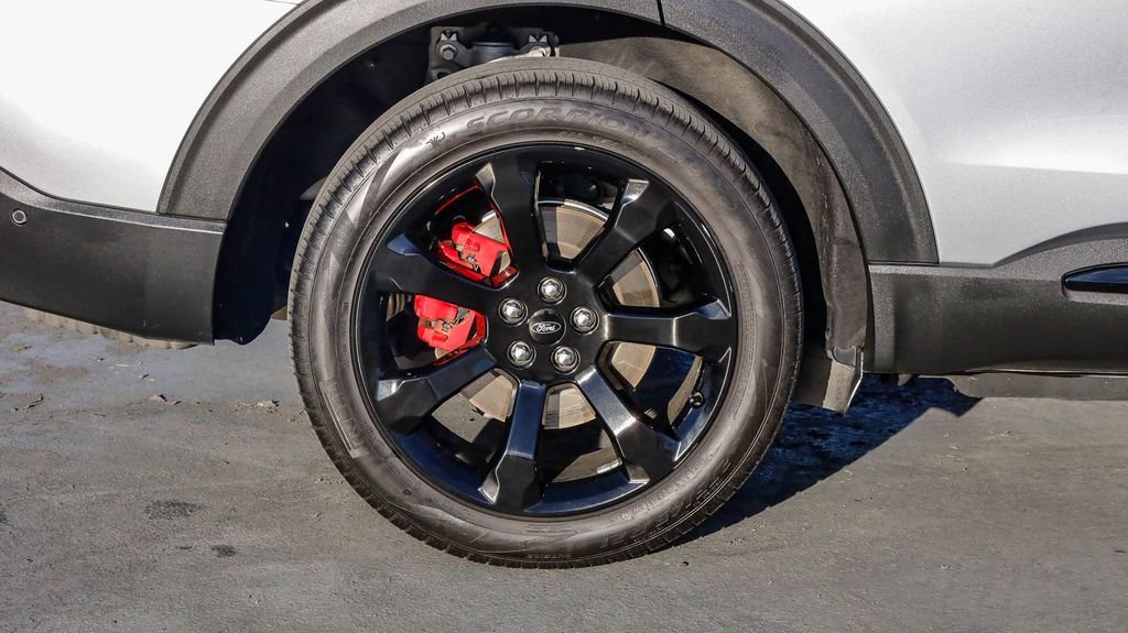 Used 2021 Ford Explorer ST w/ Equipment Group 401A image 12