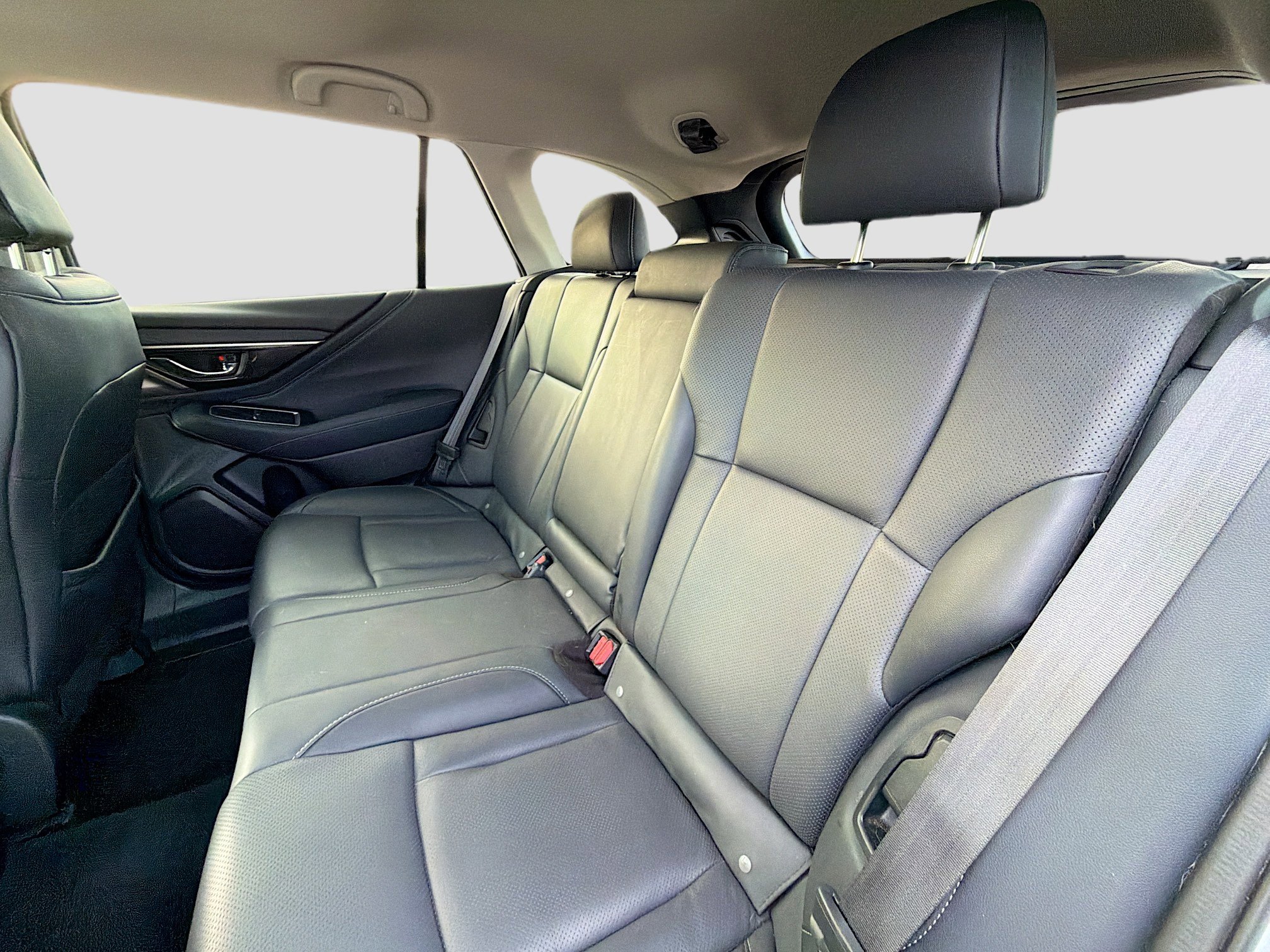 Used 2022 Subaru Outback Limited XT image 21