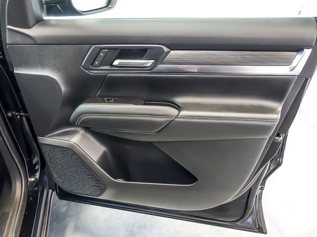 Certified 2025 GMC Terrain Elevation AWD/4WD image 29