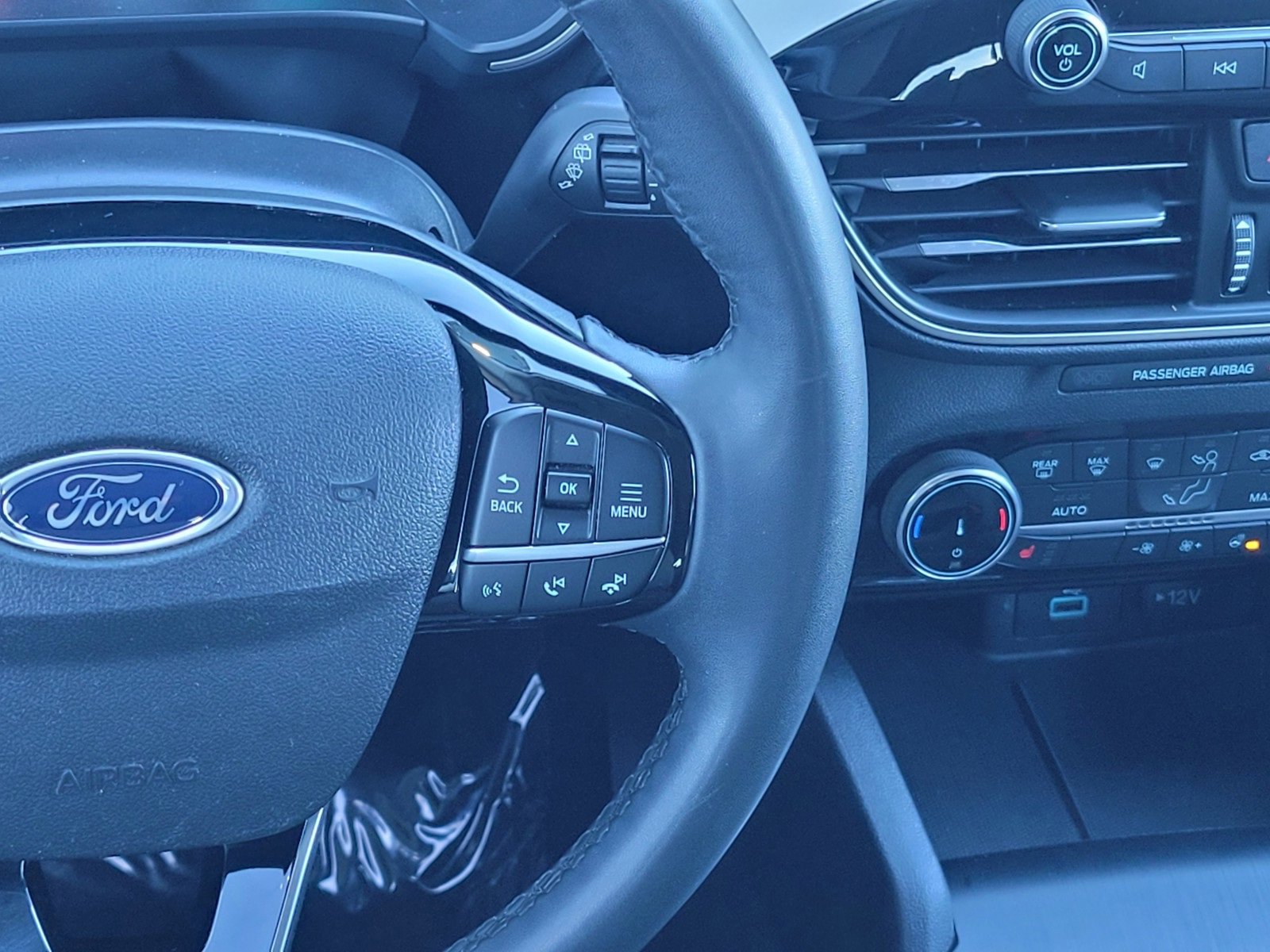 Used 2022 Ford Escape SE w/ Convenience Package image 14