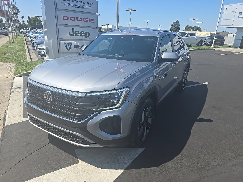 Used 2024 Volkswagen Atlas Cross Sport SE image 20