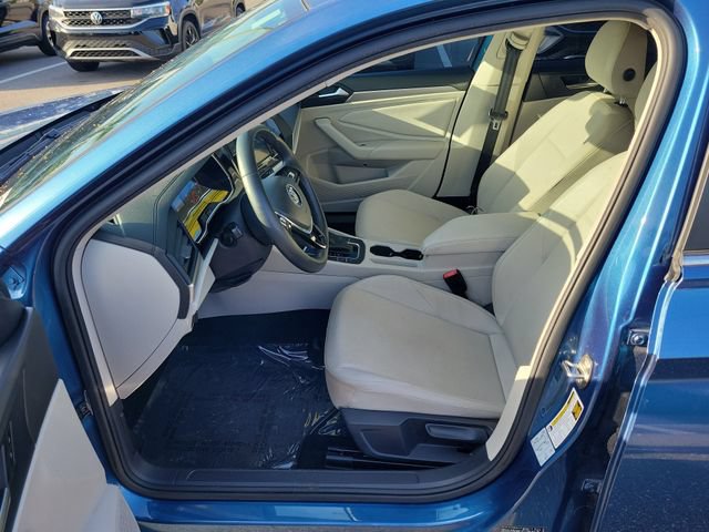 Used 2019 Volkswagen Jetta SE FWD image 16