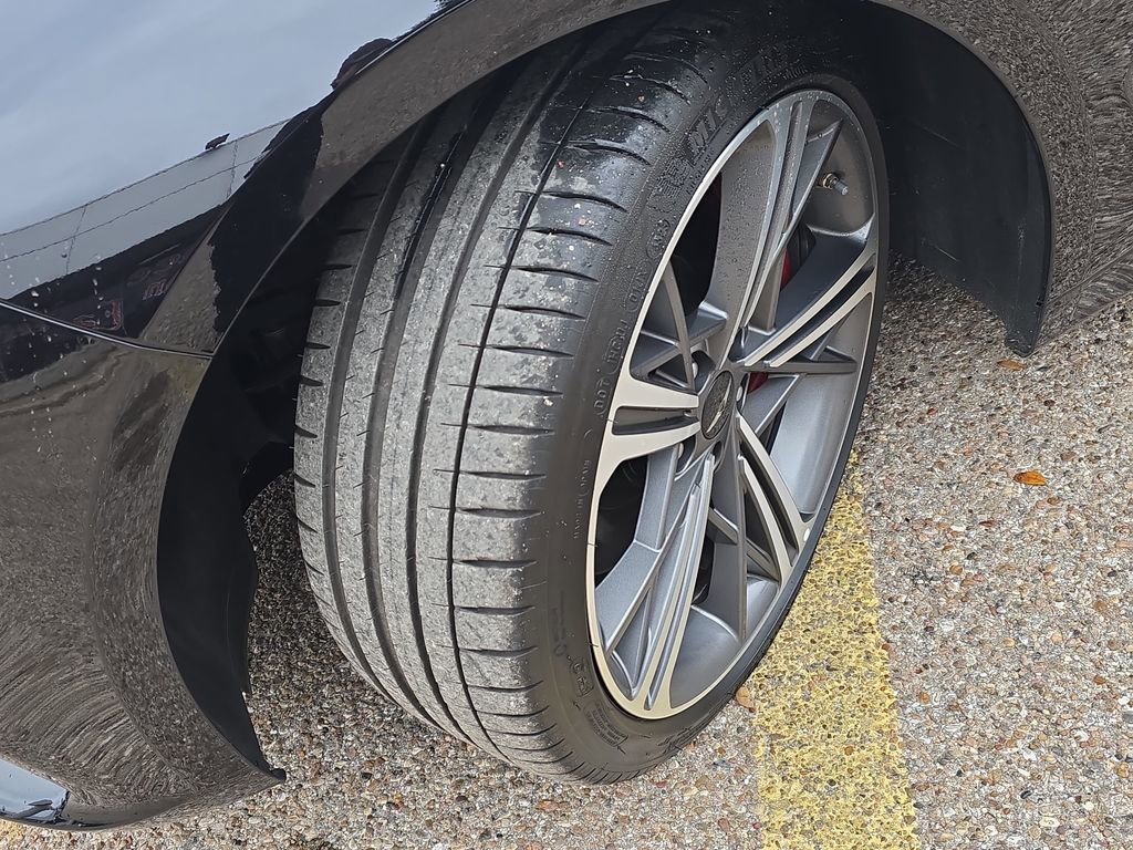 Used 2025 Genesis G70 3.3T Advanced w/ Sport Prestige Package image 32