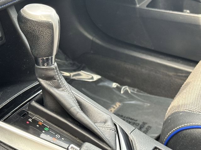 Used 2017 Toyota Corolla SE w/ SE Premium Package image 17