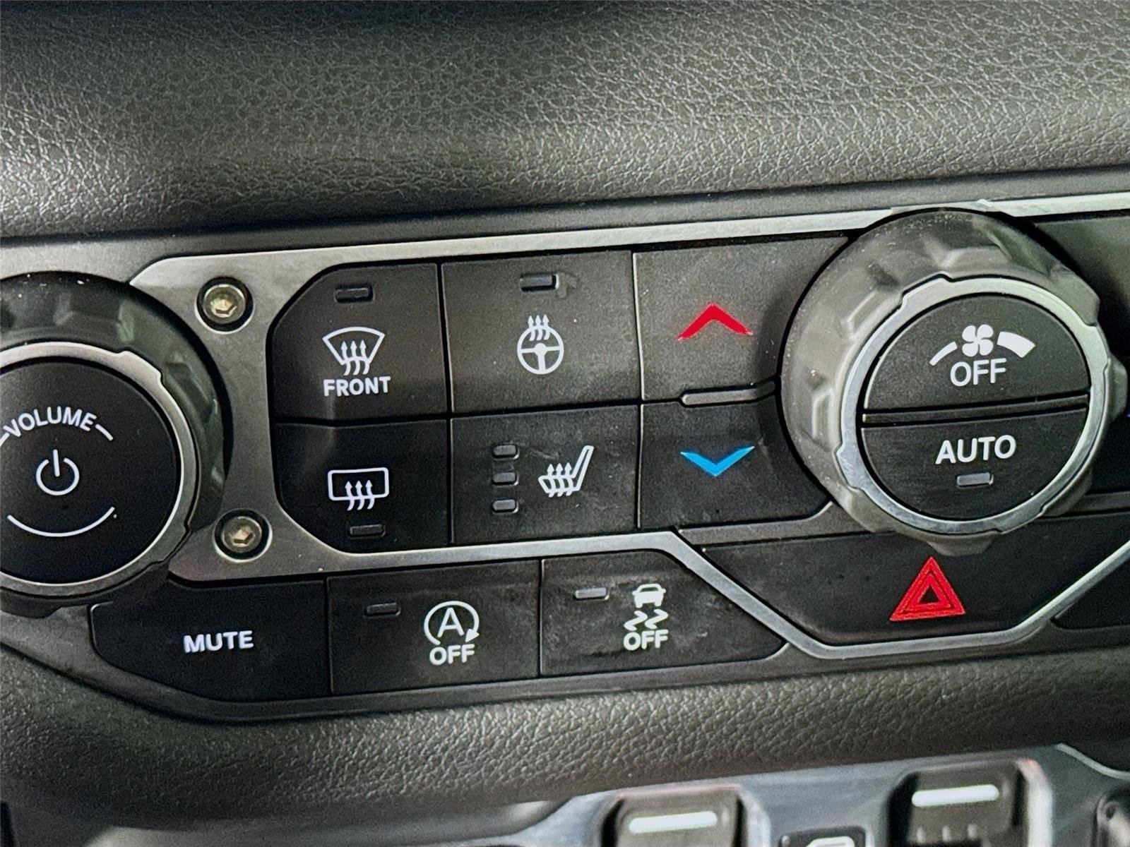 Used 2024 Jeep Wrangler Unlimited Sport AWD/4WD image 20