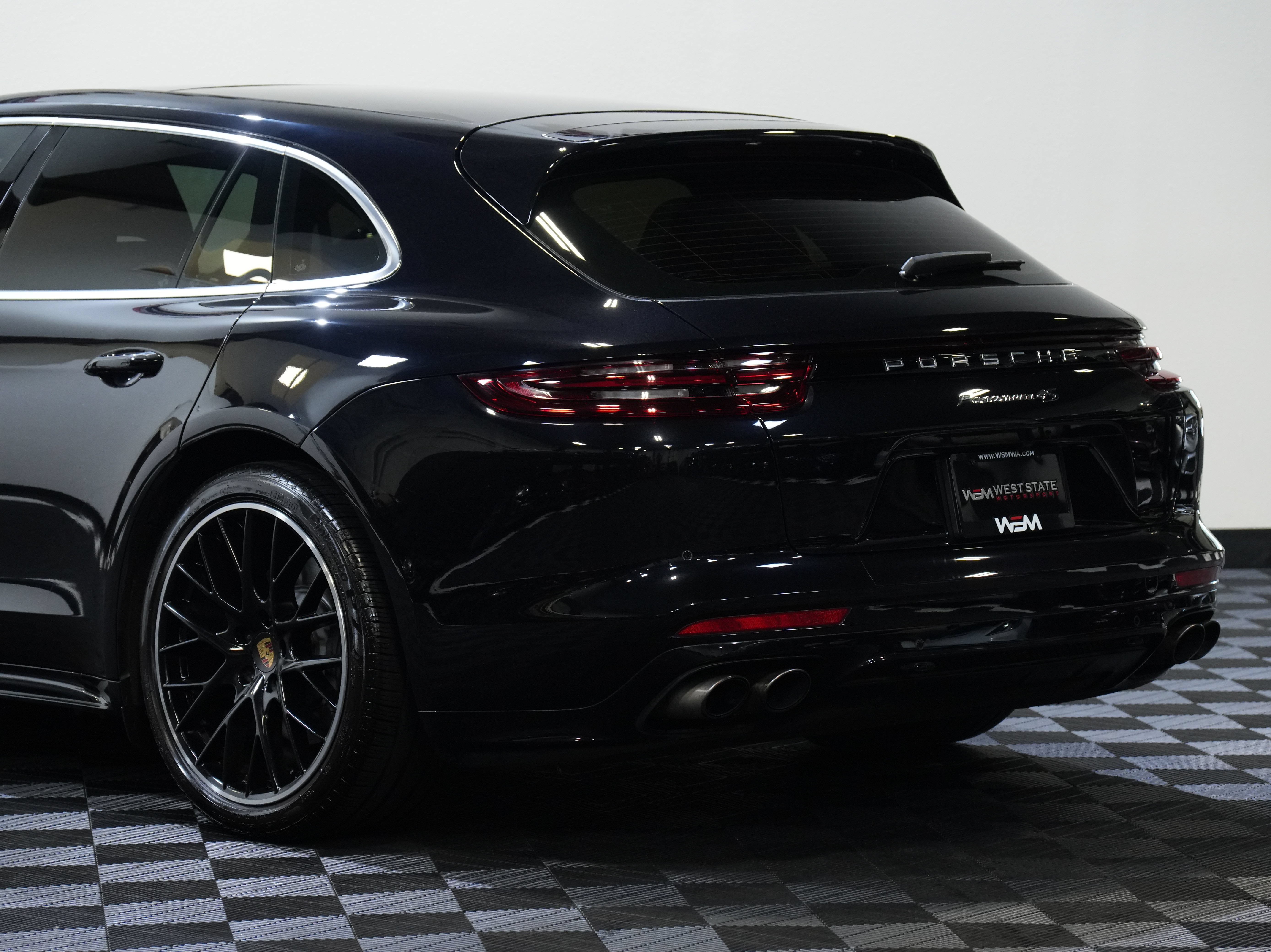 Used 2018 Porsche Panamera 4S AWD/4WD image 16