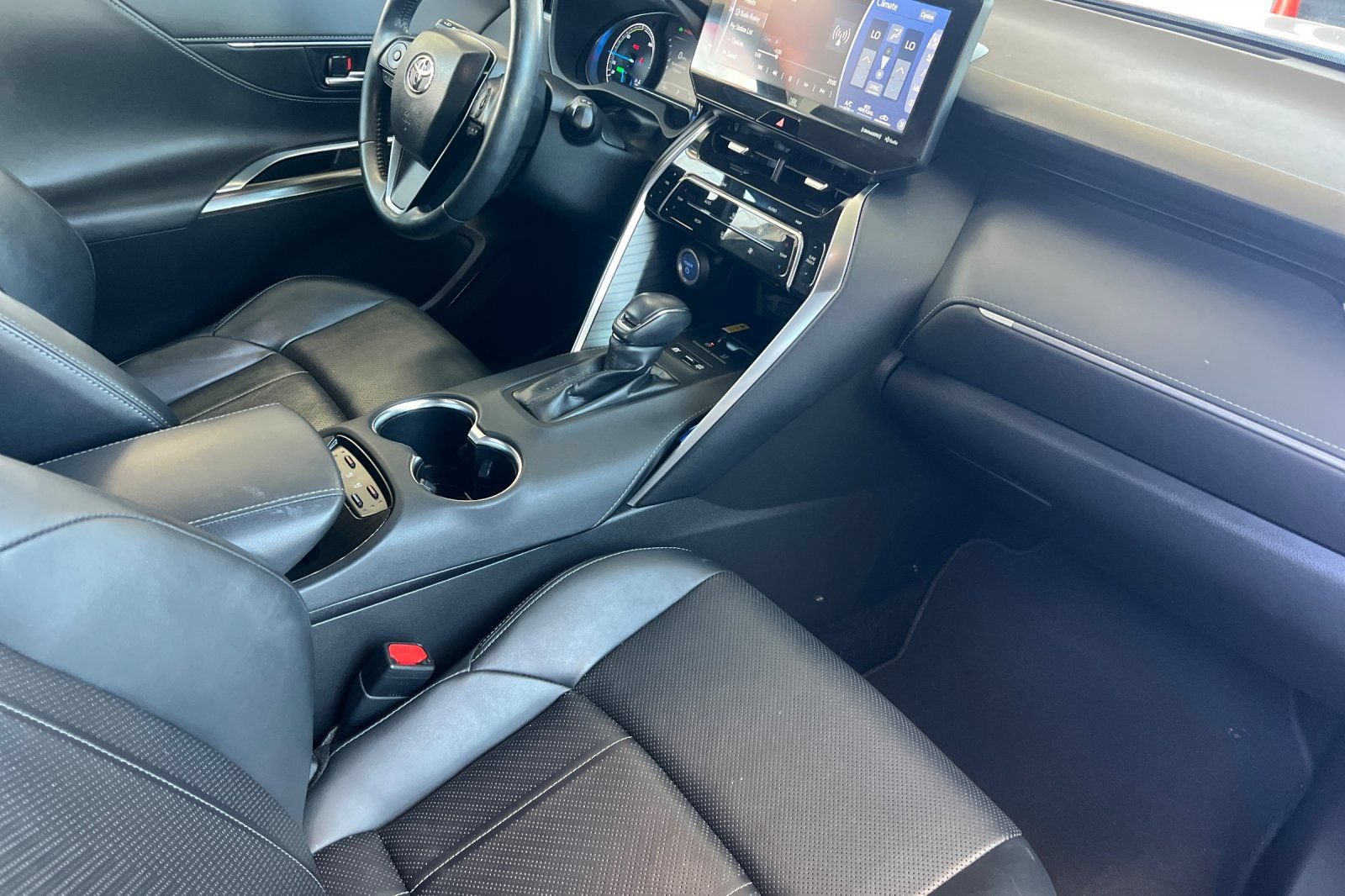 Used 2021 Toyota Venza Limited w/ Advanced Technology Package AWD/4WD image 13