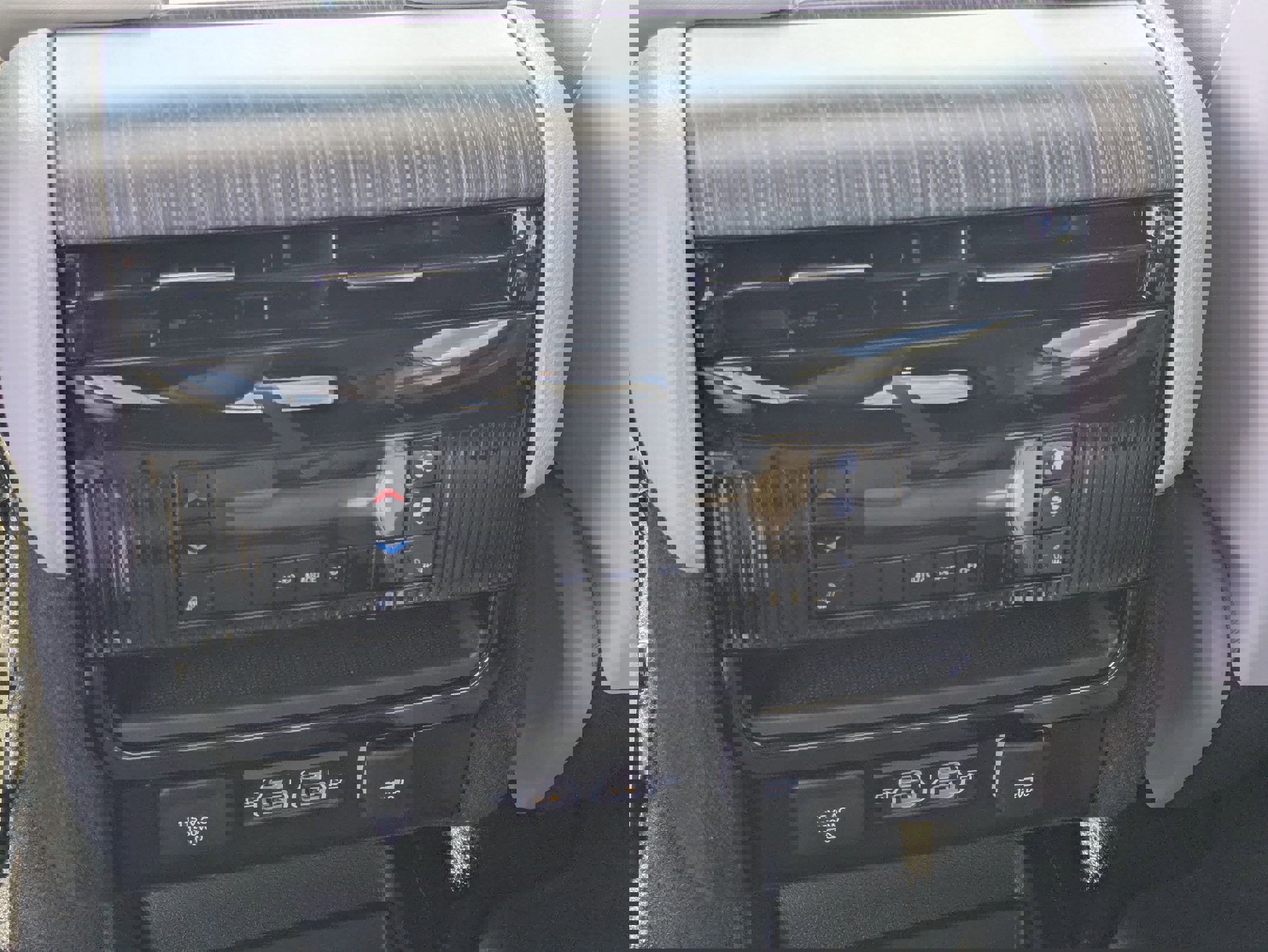 Certified 2024 Jeep Wagoneer Series III w/ Premium Group I image 28