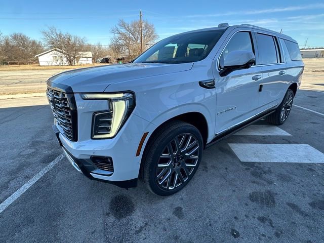 New 2026 GMC Yukon XL Denali Ultimate w/ LPO, Floor Liner Package image 12