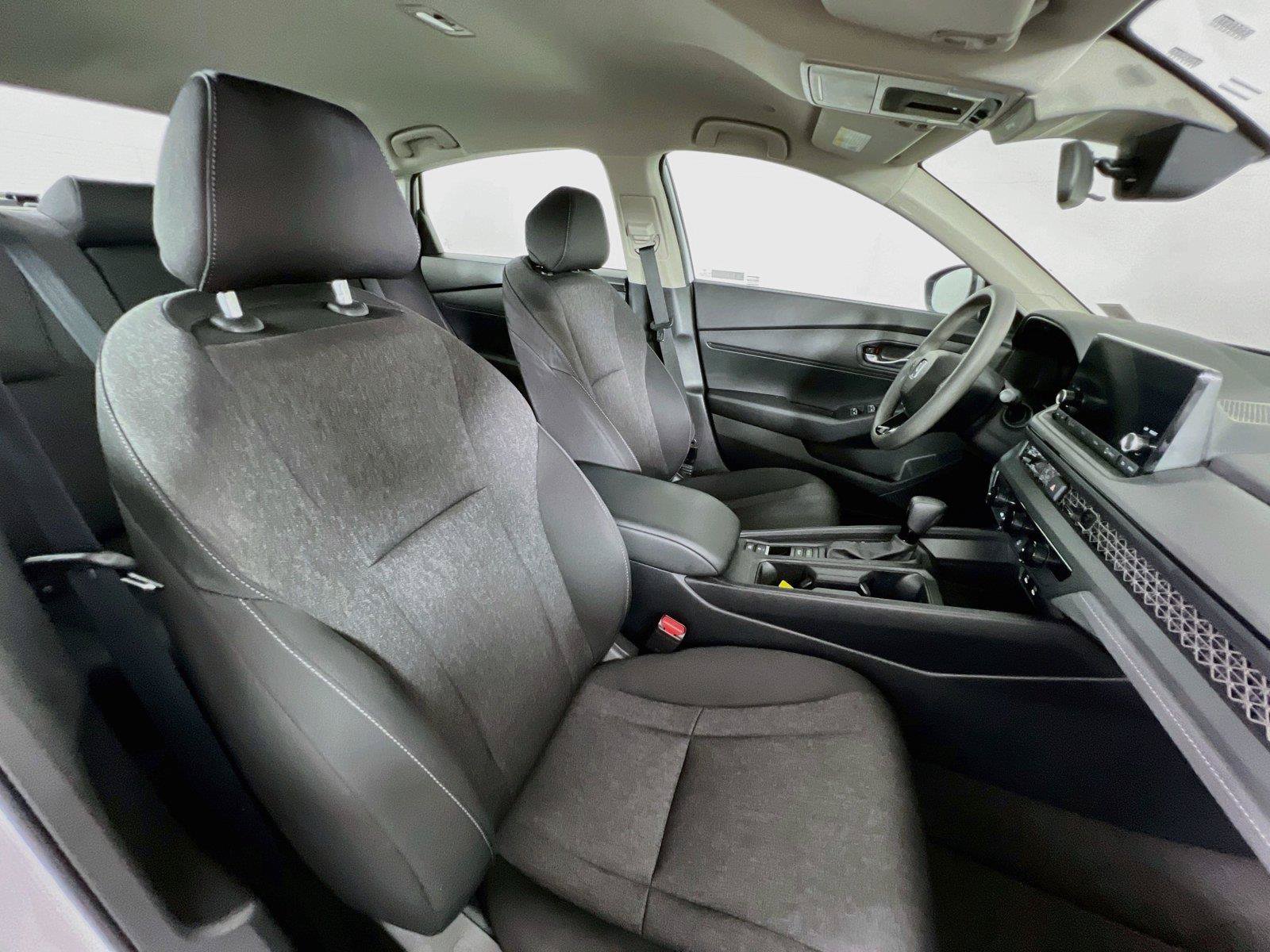 Used 2023 Honda Accord LX image 26