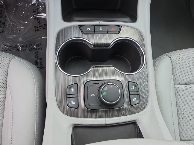 Certified 2023 GMC Acadia SLT FWD image 31
