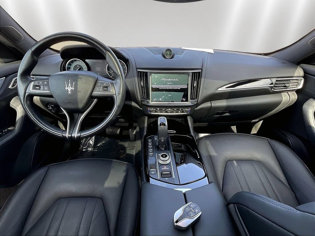 Used 2022 Maserati Levante GT AWD/4WD image 7