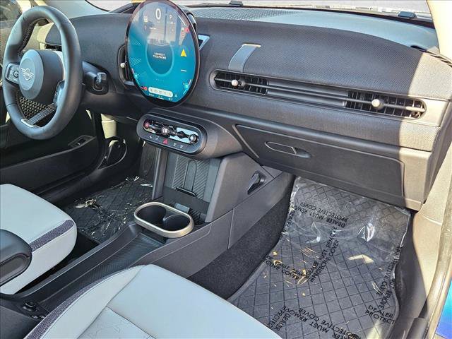Used 2025 MINI Cooper S FWD image 19