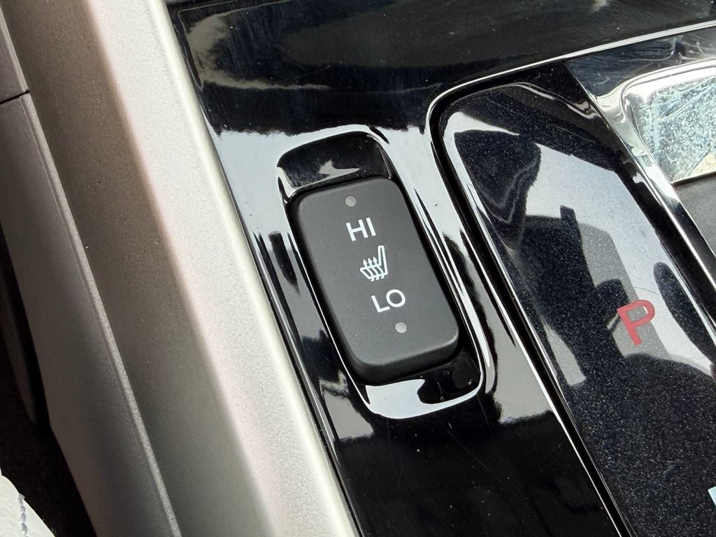 Used 2017 Honda Accord Touring image 31