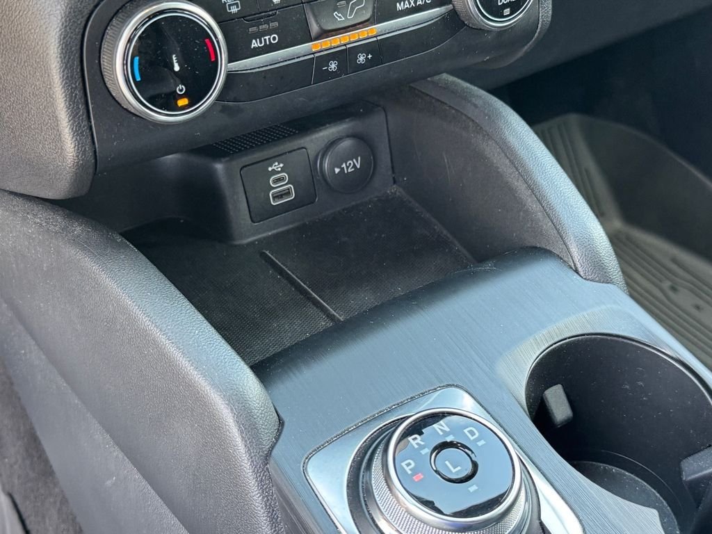 Used 2025 Ford Escape ST-Line AWD/4WD image 27