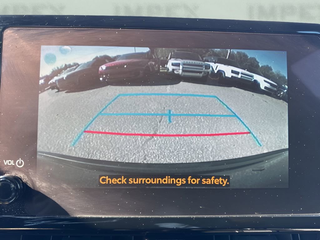 Used 2024 Toyota Corolla Cross LE image 18