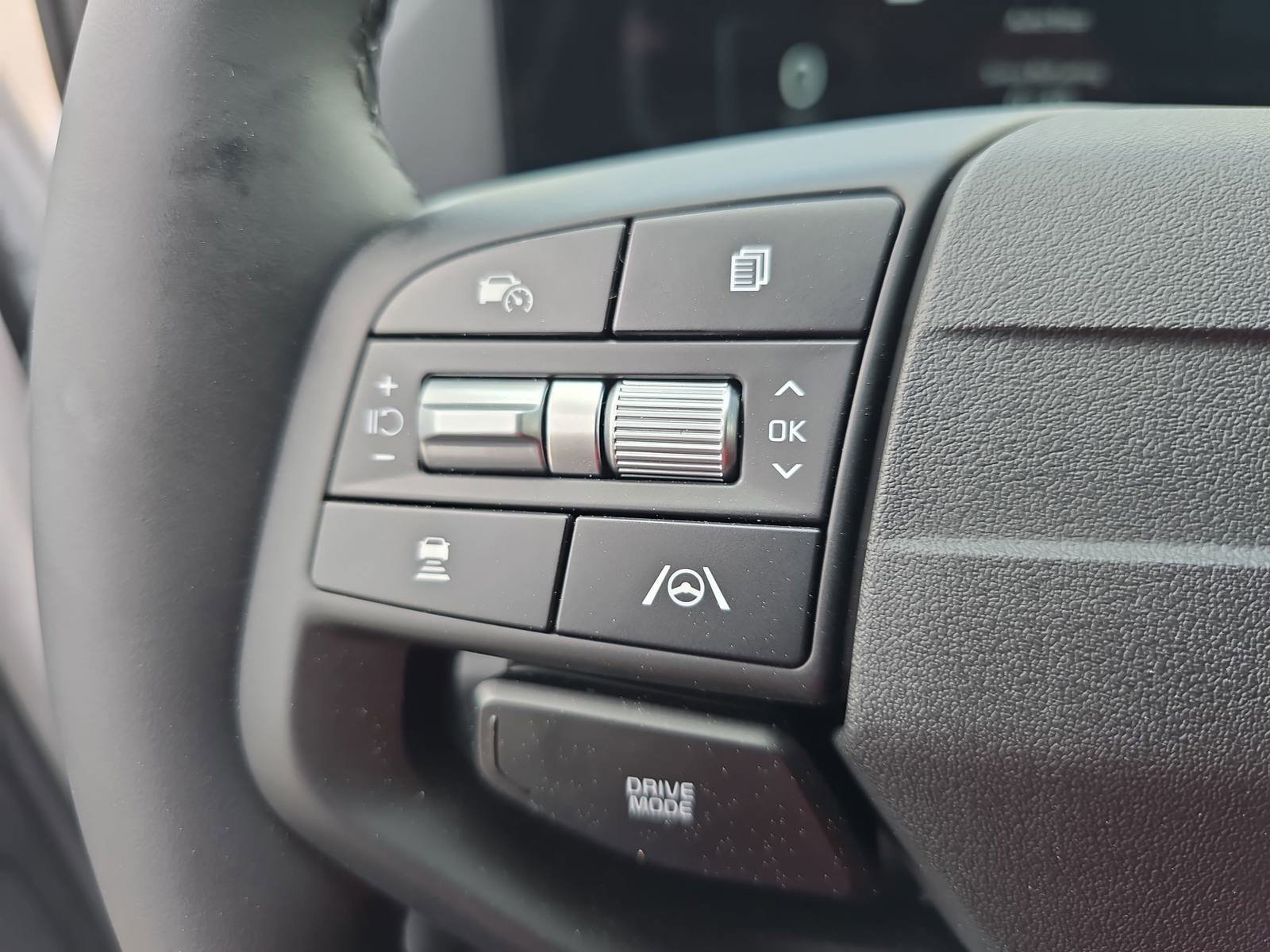 New 2026 Kia Sportage SX FWD image 19