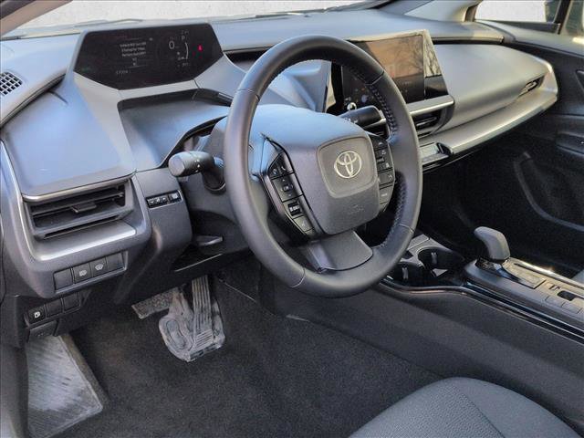 Used 2025 Toyota Prius LE image 10