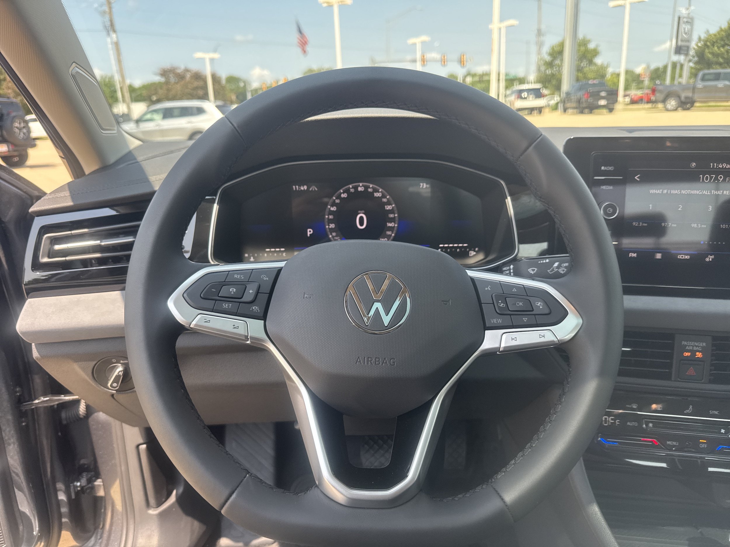 New 2026 Volkswagen Jetta SE FWD image 11