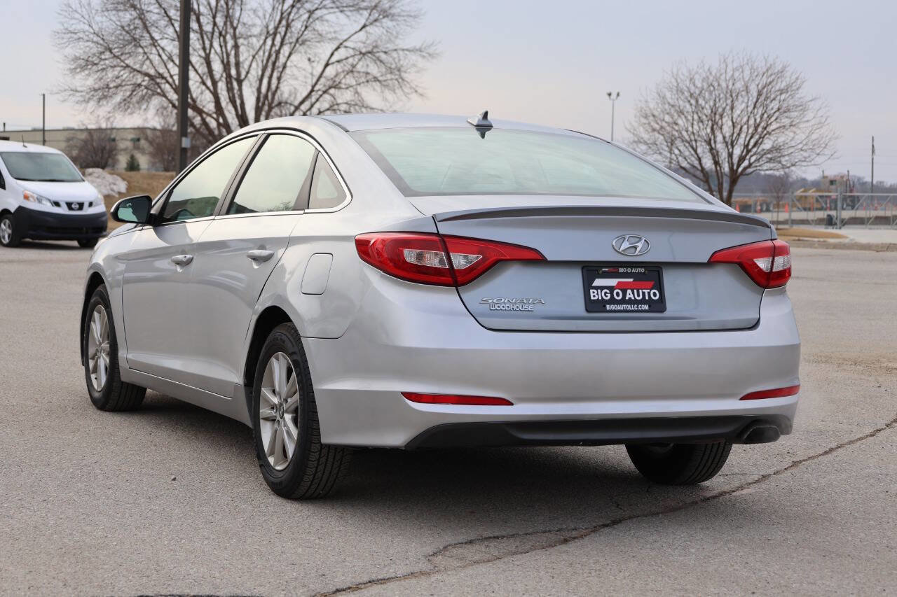 Used 2017 Hyundai Sonata SE w/ Cargo Package FWD image 11