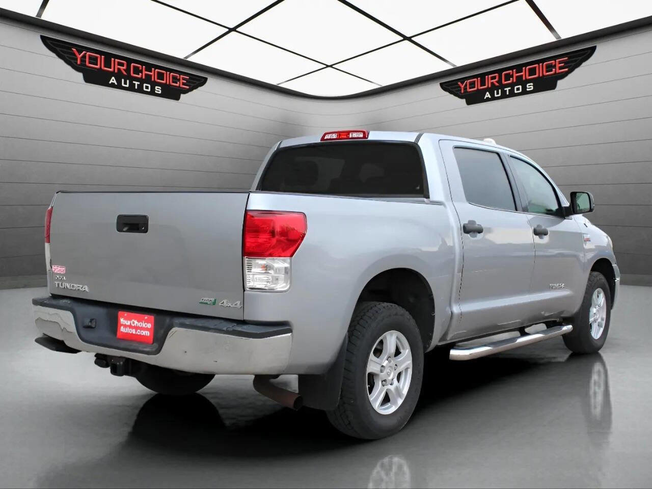 Used 2013 Toyota Tundra 4x4 CrewMax image 5