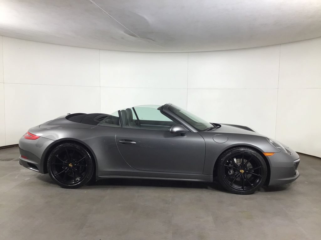 Certified 2017 Porsche 911 Carrera 4 AWD/4WD image 24