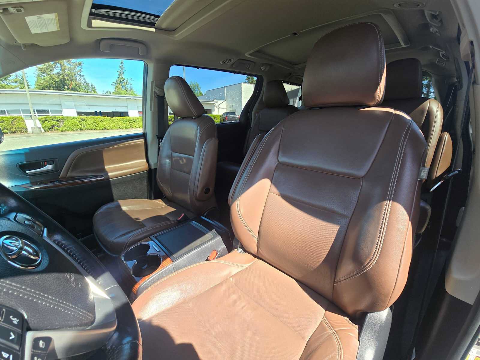 Used 2015 Toyota Sienna Limited AWD/4WD image 22