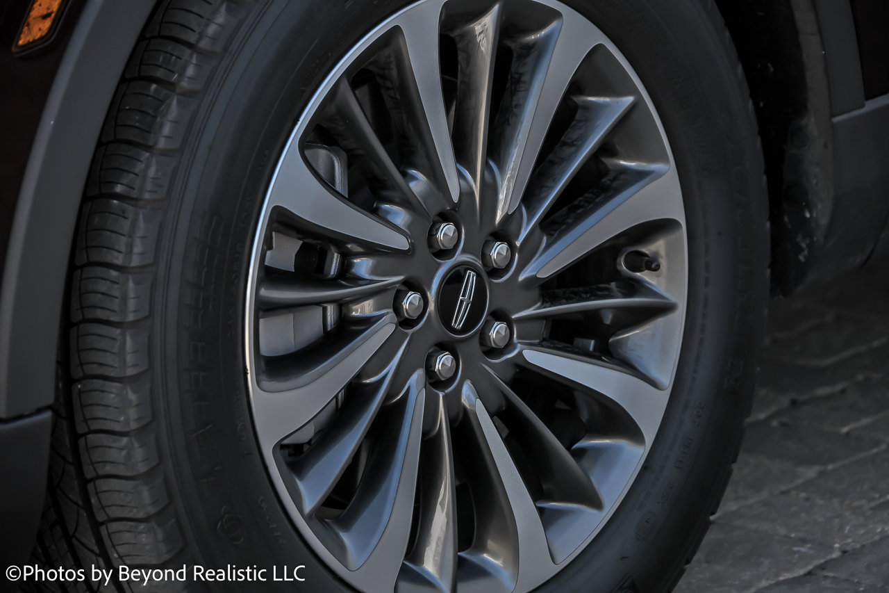 Used 2021 Lincoln Nautilus Reserve image 4