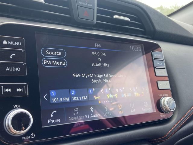 Used 2023 Nissan Versa SR w/ Trunk Package image 20