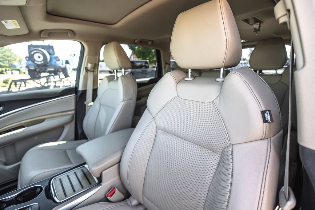 Used 2019 Acura MDX w/ Technology Package AWD/4WD image 18