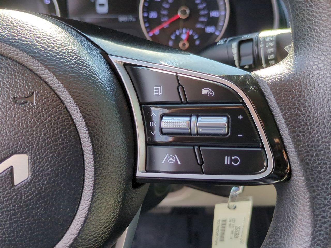 Used 2022 Kia Forte LXS image 13