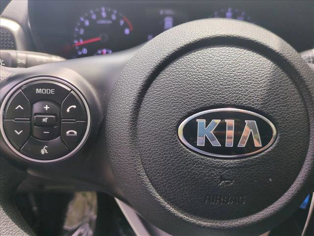 Used 2020 Kia Soul LX FWD image 28