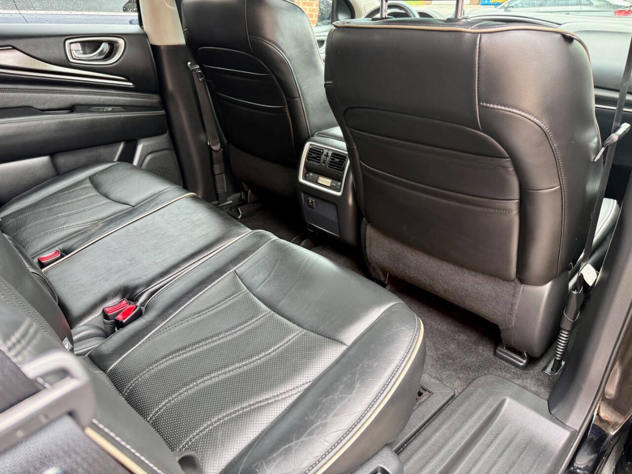 Used 2016 INFINITI QX60 Luxe w/ Premium Plus Package AWD/4WD image 32