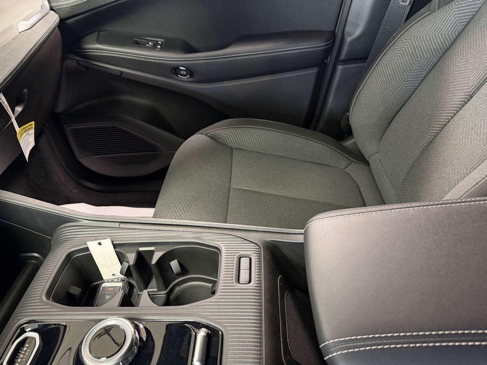 New 2026 Jeep Cherokee Laredo AWD/4WD image 14