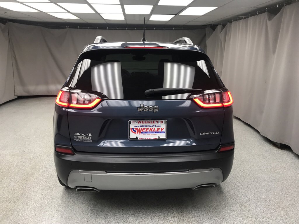 Used 2021 Jeep Cherokee Limited w/ Elite Package image 3