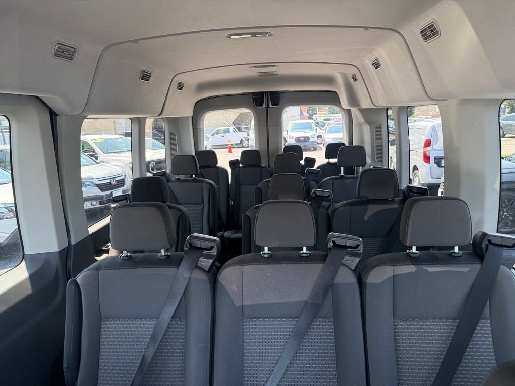 Used 2025 Ford Transit 350 XLT RWD image 2