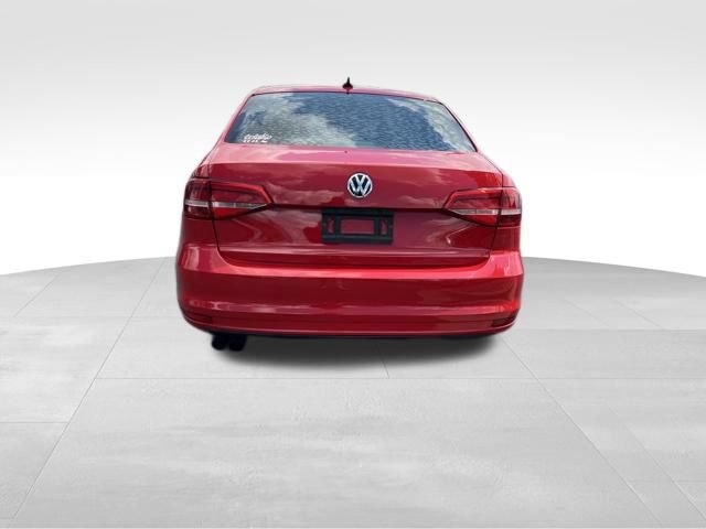 Used 2015 Volkswagen Jetta SE FWD image 6