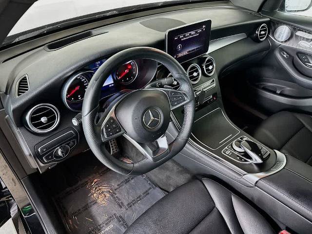 Used 2018 Mercedes-Benz GLC 300 image 2