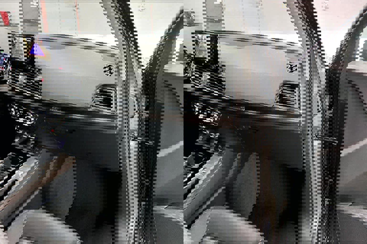 Used 2023 Audi Q5 2.0T Premium w/ Convenience Package image 18