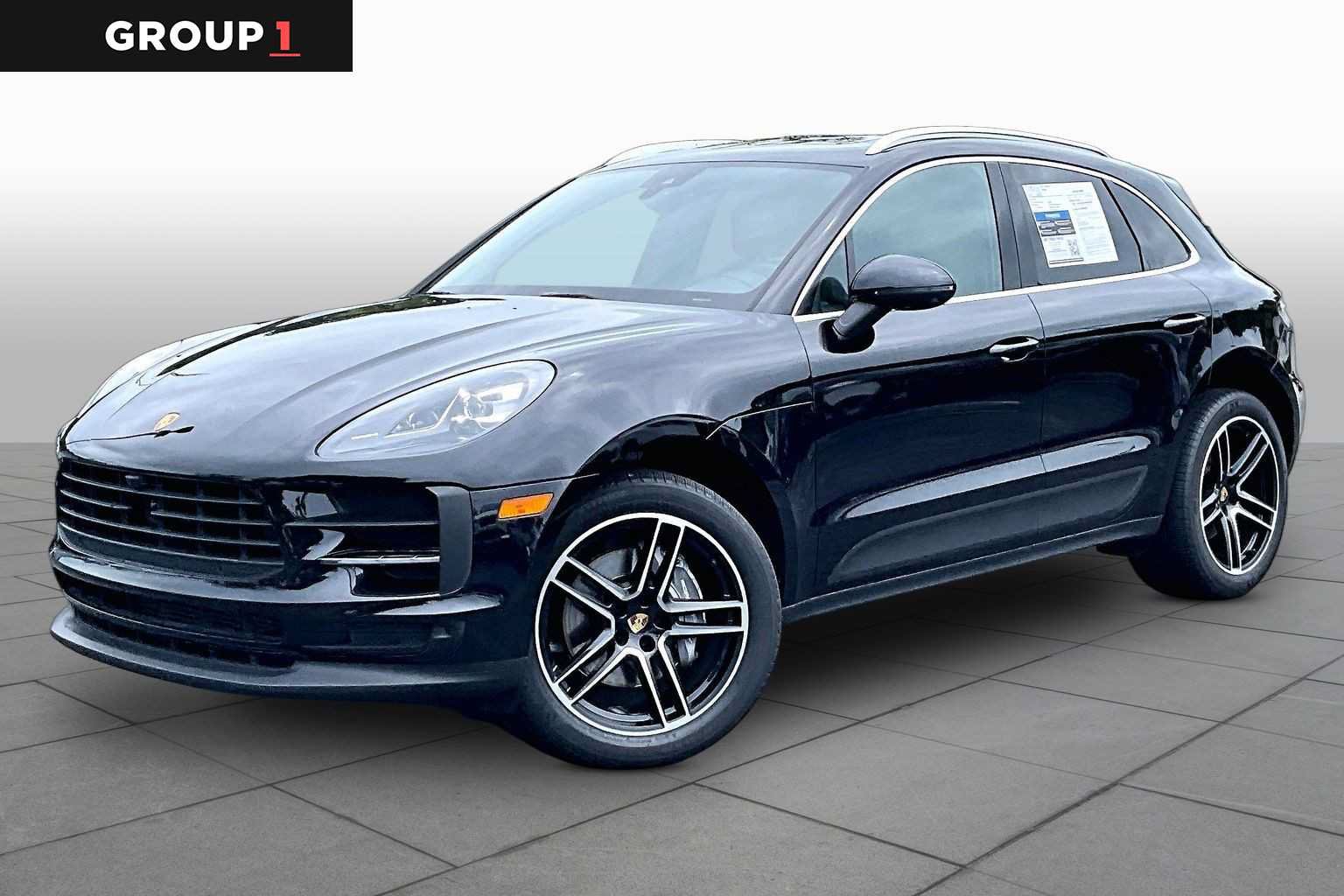 Used 2021 Porsche Macan AWD/4WD image 1