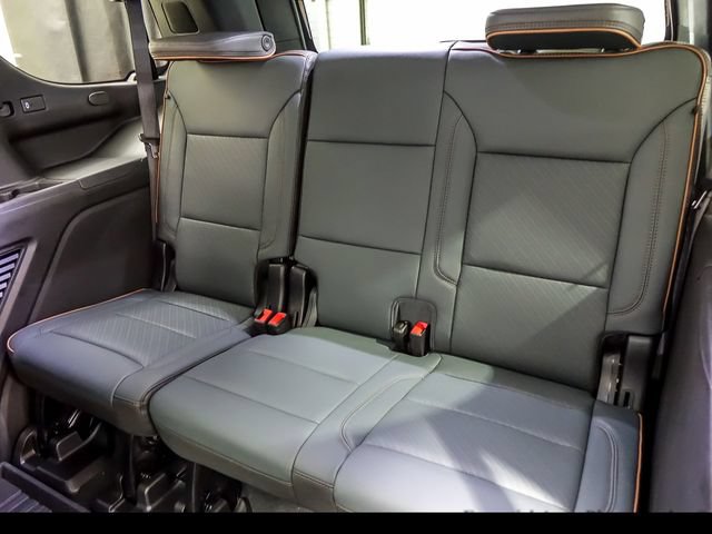 New 2026 GMC Yukon AT4 w/ AT4 Premium Package AWD/4WD image 11